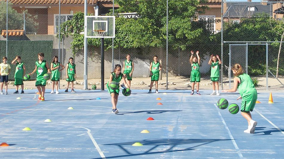 Colegio Gaudem · Campamentos de verano · Basket